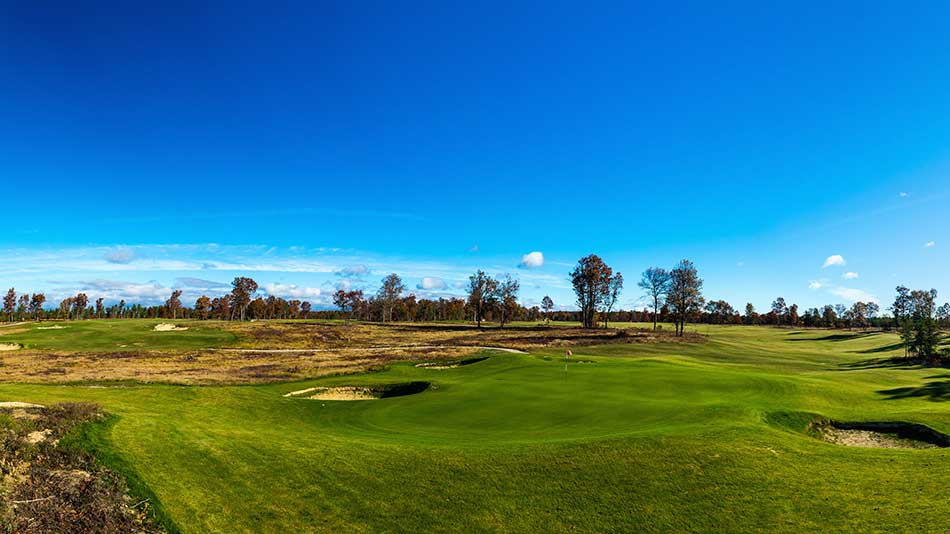 Opening date set for Tom Doak’s new reversible course