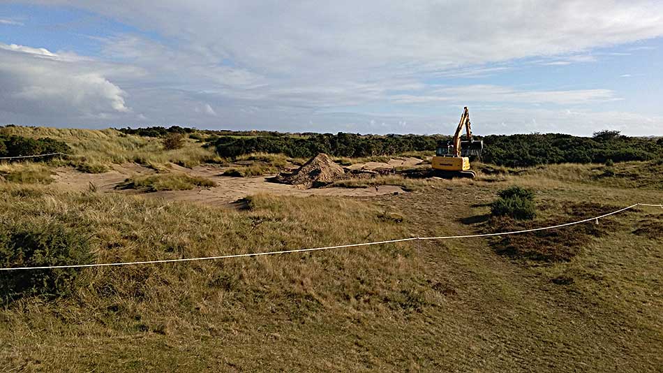 Exposed sand areas created on New course at St Andrews