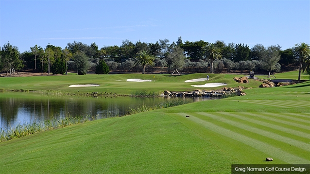 Bringing bunkers back up to scratch at Talis Park Golf Club