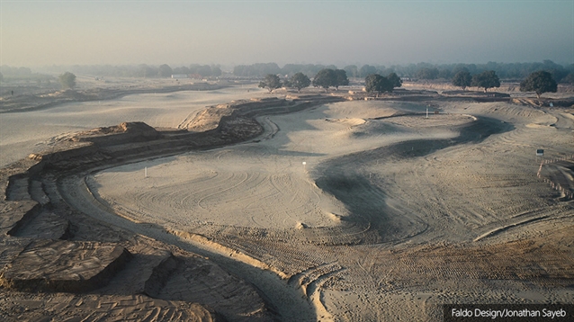 Shaping progresses on new golf course in Pakistan