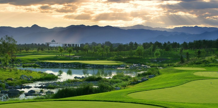 Nicklaus China links up with Hainan Air to support courses