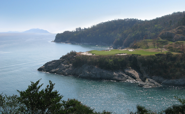 Spectacular oceanside South Cape course opens in Korea