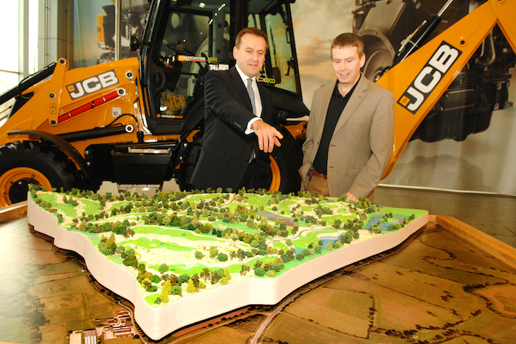 Equipment manufacturer JCB to build new course near English HQ