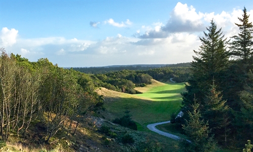 Adapting courses to suit particular golf markets