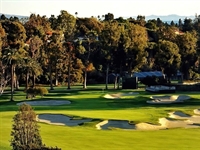 Uninspiring venues do golf no favours