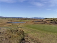 Edwin Roald introduces new holes at Thorlákshöfn