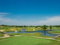 Paul Miller returns to Mystic Lake for work on course and practice facility
