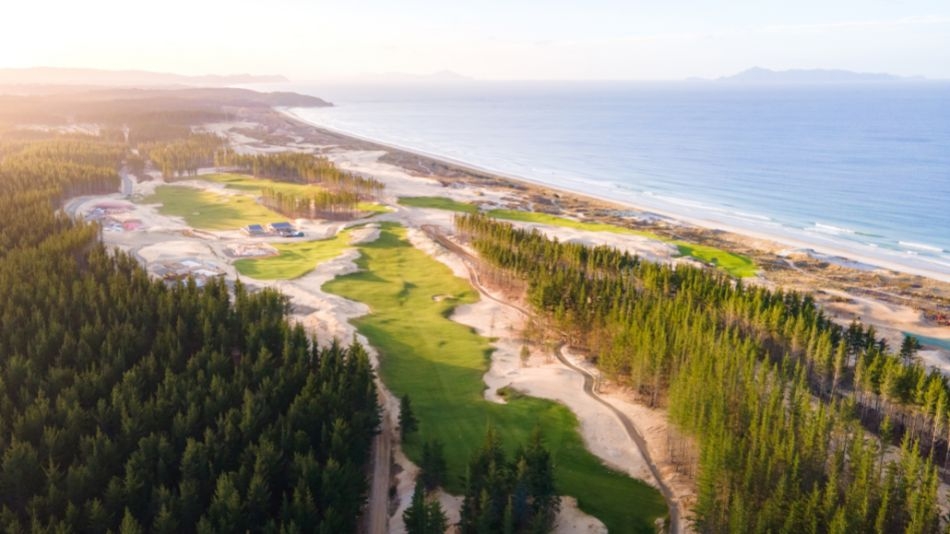 Te Arai Links opens South course for public play