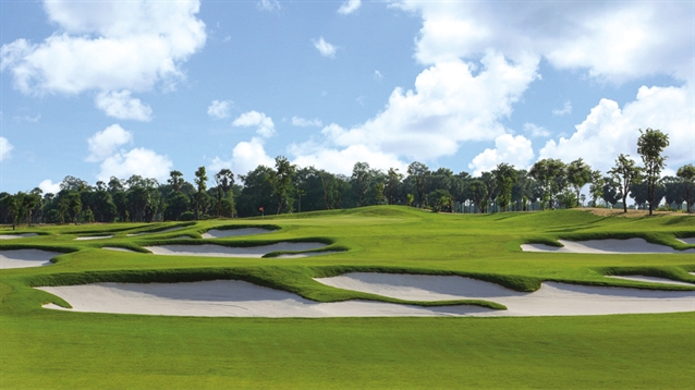 First of two Curley layouts for new Cambodia club to open next year