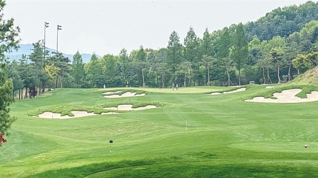 Seowon: Getting the Hills course tour-ready