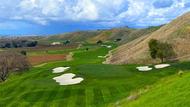 Greg Norman’s firm completes bunker work at Wente Vineyards