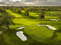 The Club at Golden Valley: Golden and modern