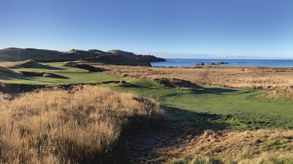 Brautarholt: Oceanic connection