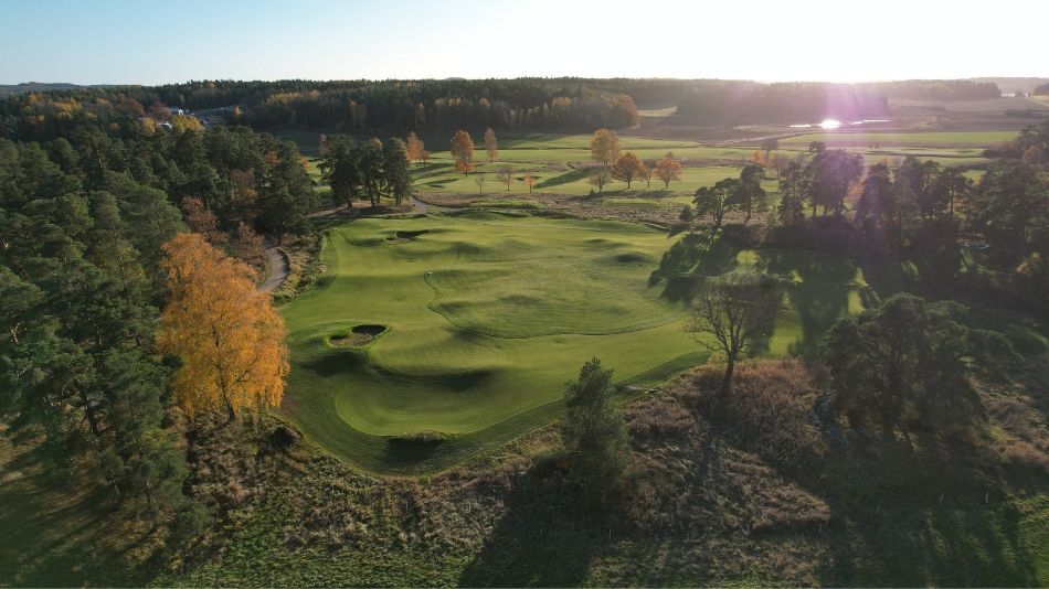 Royal Drottningholm set to open two short courses by Johan Benestam