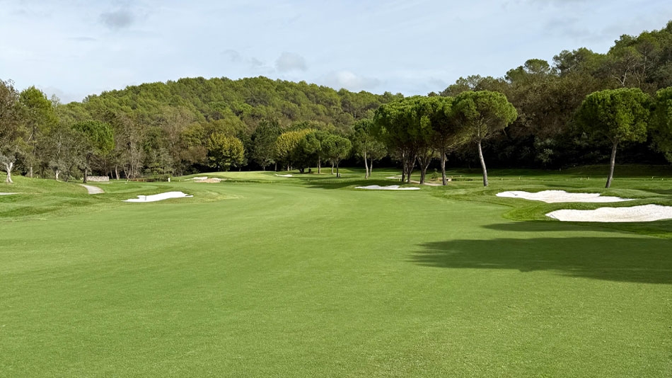 Golf de Cannes Mougins: Playing firm and fast in France