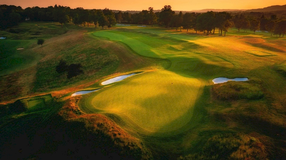 Tim Lobb completes greenside bunker renovation at Tandridge