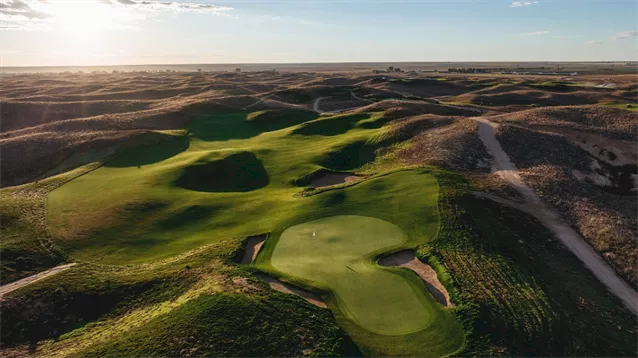 Coore & Crenshaw course opens to Rodeo Dunes founders