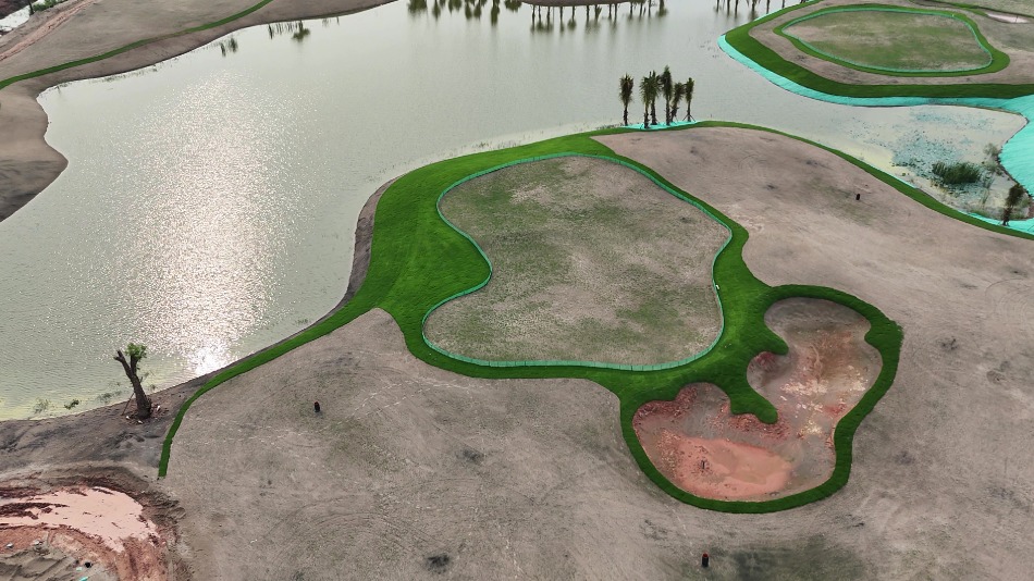 Flagstick nears completion of Faldo course at Thatluang Lake Golf Resort in Laos