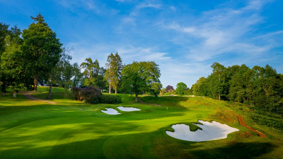 The approach shot to the par-four fourteenth, which previously had a string of three bunkers to the right of the green (Photo Jason Livy)