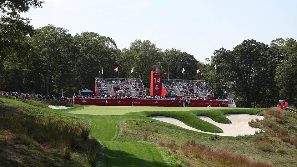 Driving accuracy and distance will dictate a player’s strategy for the fourth hole (Photo: Michael Reaves/PGA of America)