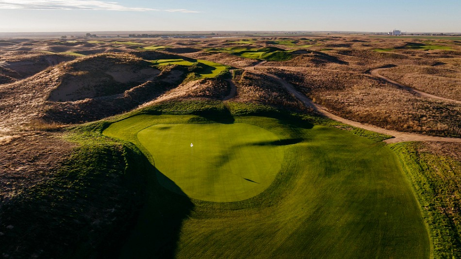 Coore and Crenshaw have laid out the course among the site’s dramatic dunes (Photo: Jeff Marsh/ Dream Golf)