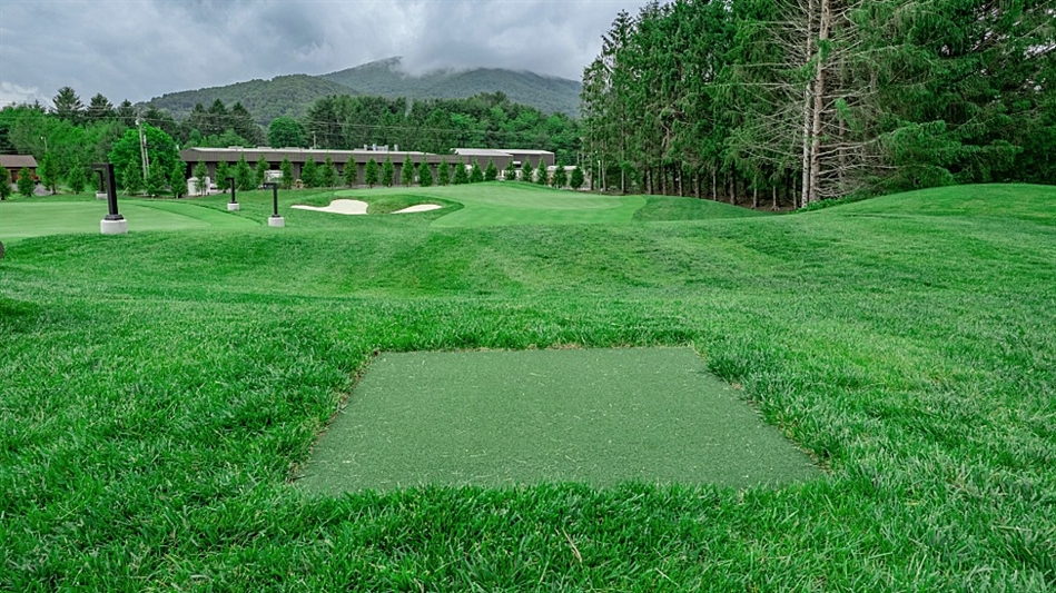 The new short course features three par-three holes that range from 50 to 100 yards (Photo: John LaFoy)