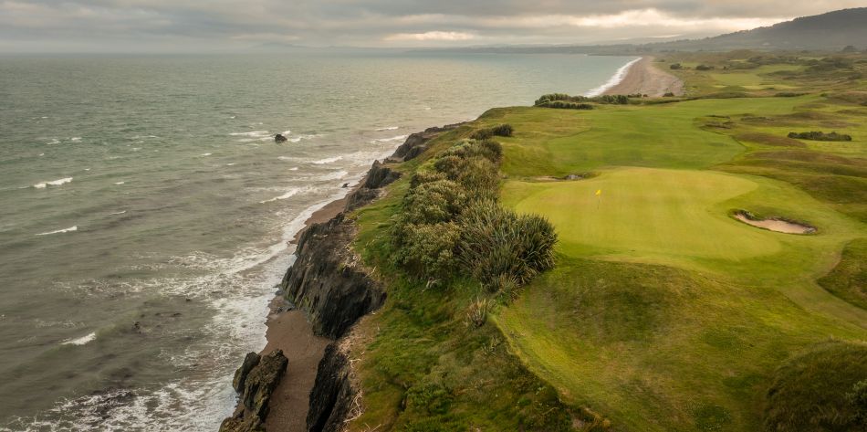The course lies alongside the Irish Sea, about an hour south of Dublin (Photo: Mel Maclaine)