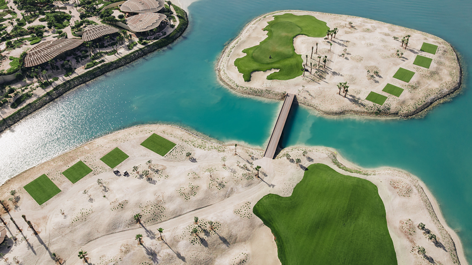 The fifteenth green and sixteenth’s tees are located on a small island accessible by a bridge (Photo: Red Sea Global)