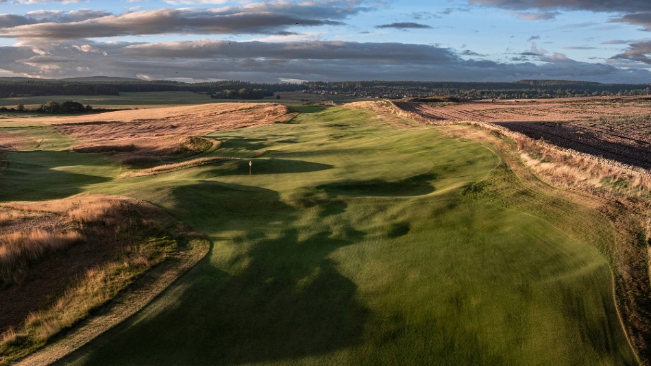 Tom Doak routed the course, with associate Clyde Johnson taking the lead on site, alongside agronomist and shaper Chris Haspell (Photo: Jacob Sjoman)