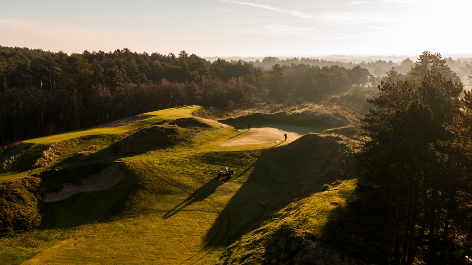 The green is a lot more playable, although the right side is still well defended by a hill (Photo: McDonnell & Cooper)