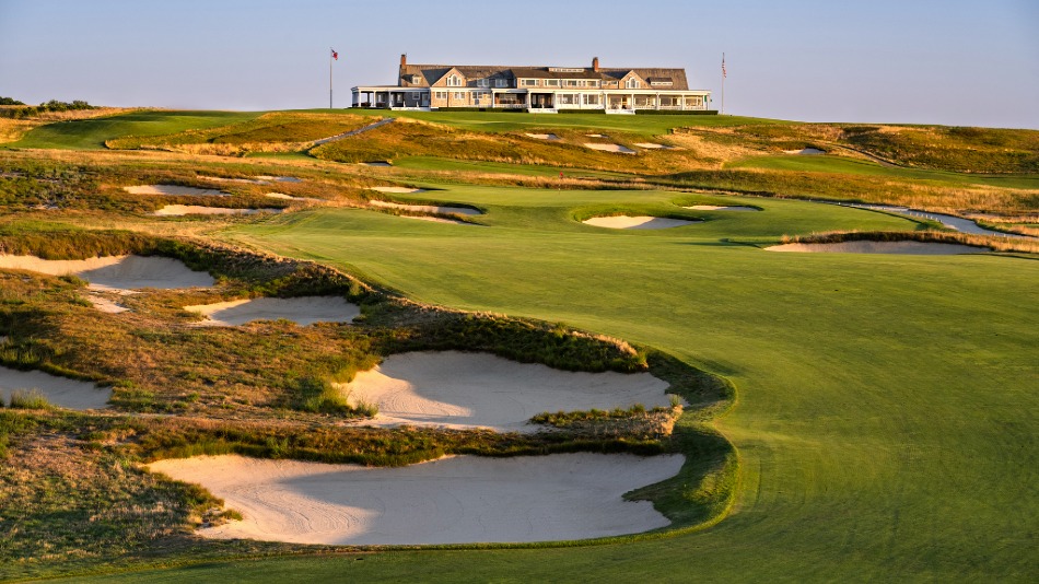 The par-five sixteenth is the longest hole on the course, playing around 616 yards (Photo: Fred Vuich/USGA)