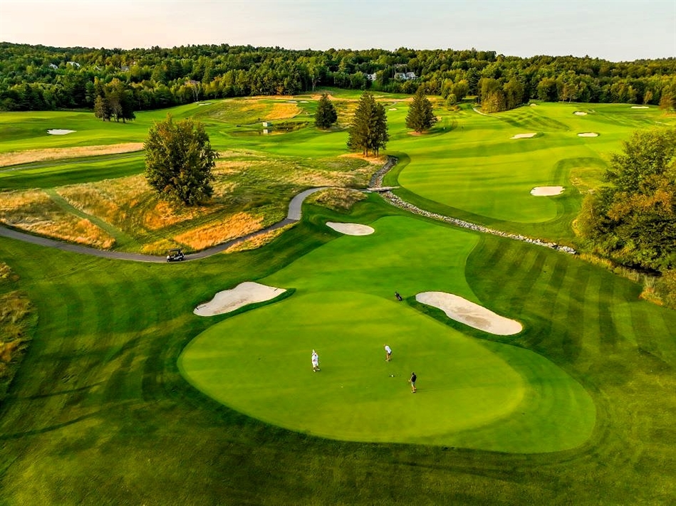Greens have been rebuilt across the course and now feature a new variety of bentgrass (Photo: Stowe Country Club)