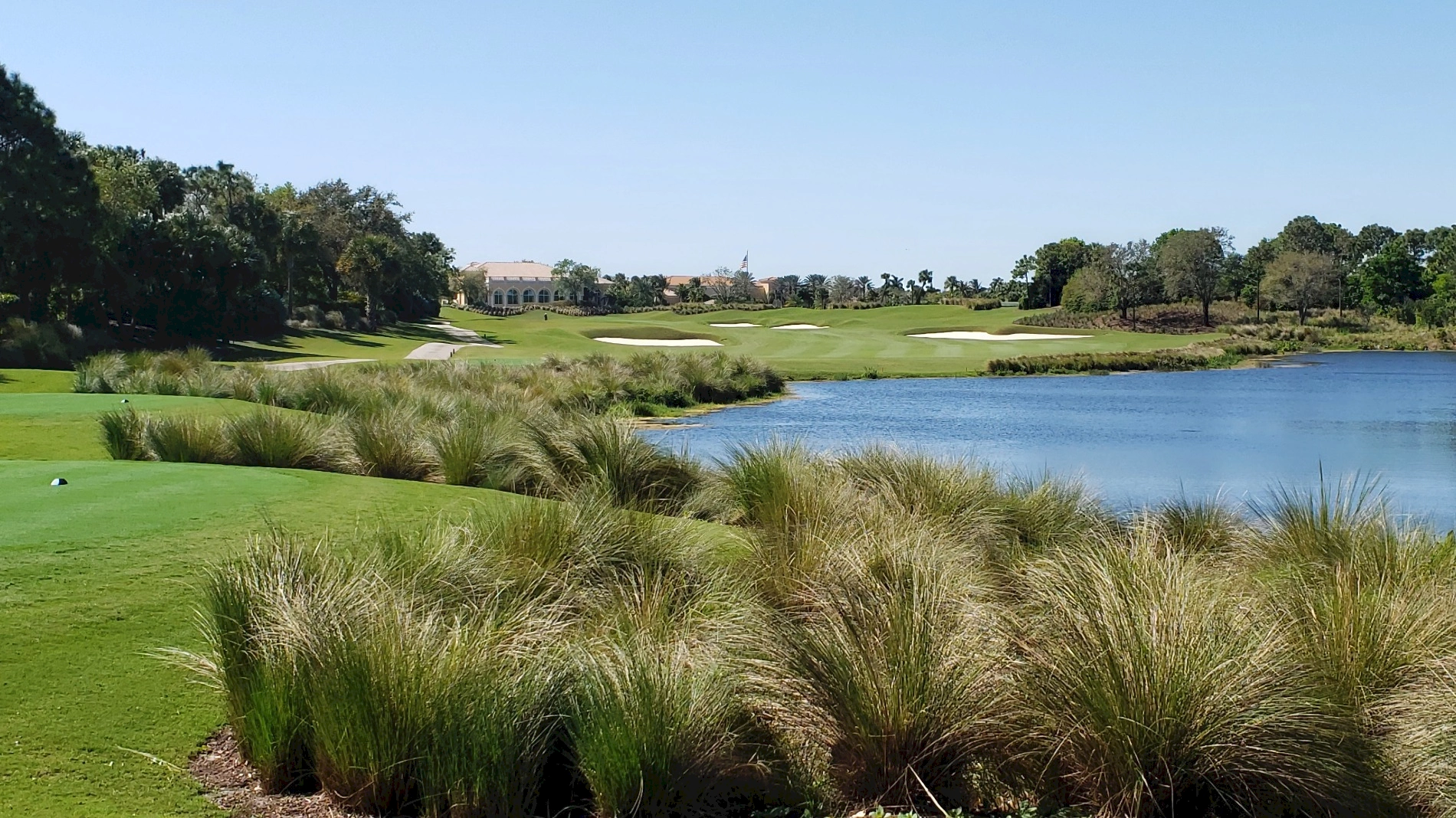 The eighteenth hole before the renovation… (Photo: JDR Golf Design)
