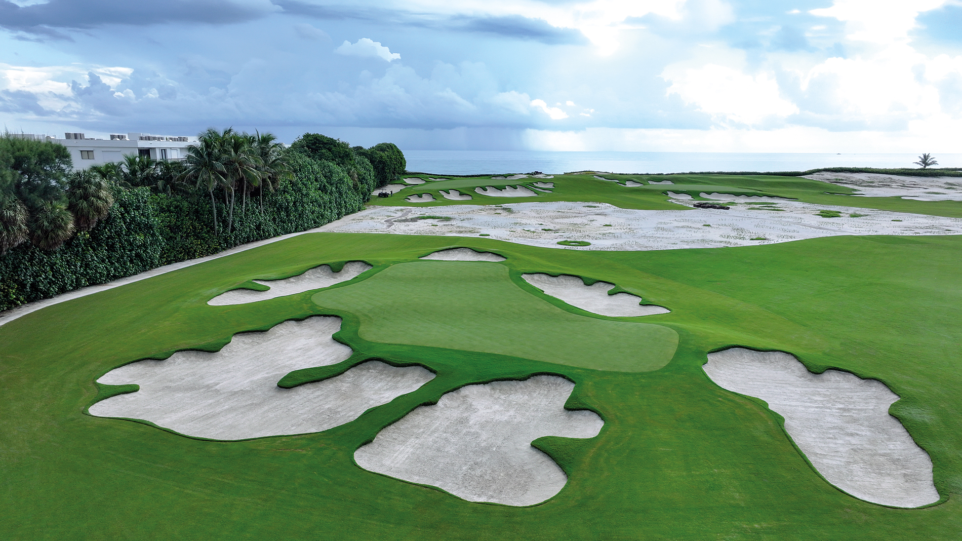 The newly restored green complex at the twelfth hole at Seminole (Photo: courtesy of Autumn Hartshorne)