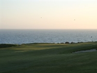 Oceanfront par three course for LA