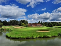 Crown sale switches focus to resorts  