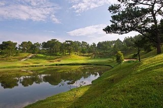 Famous Vietnam course is sold