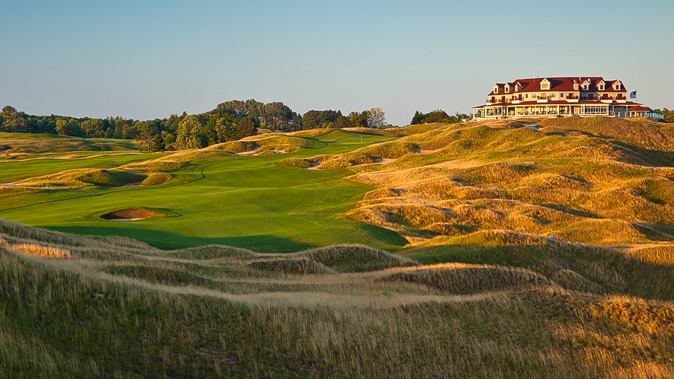 arcadia bluffs dining room