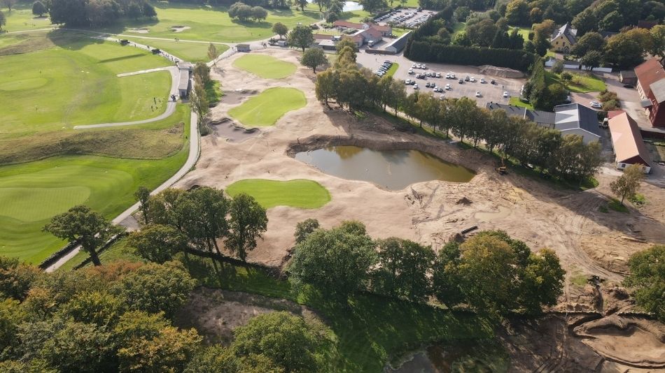 menneskemængde Traditionel Latterlig Vasatorps in construction with three new holes designed by Johan Benestam